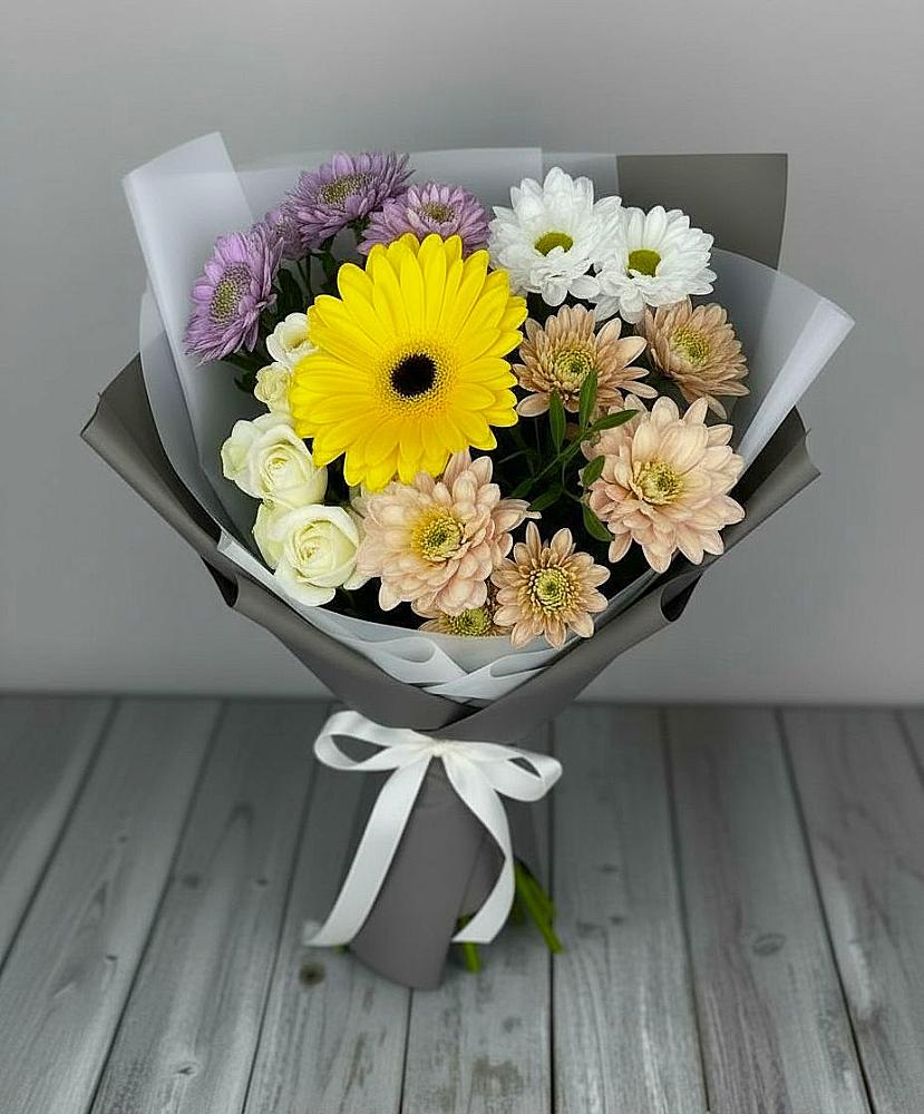 Букет цветов из: Розы, Герберы и Хризантемы в Полотняный Завод