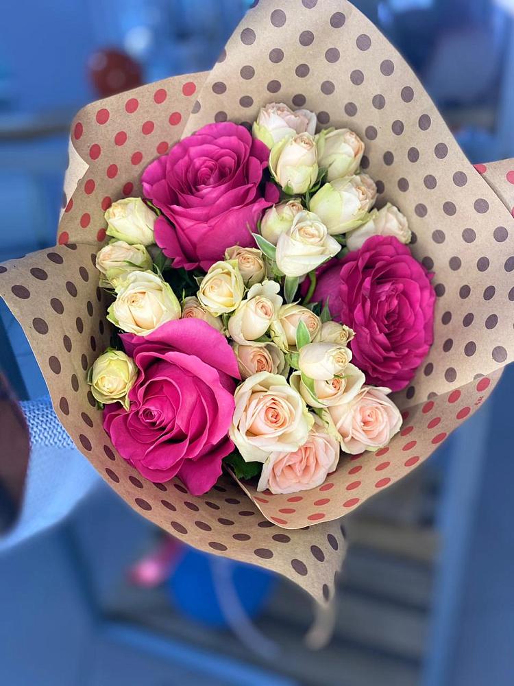 Букет цветов из: Розы в Полотняный Завод