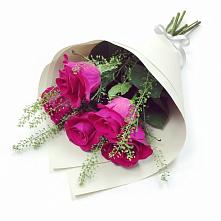 Букет цветов из:  Розы в Полотняный Завод