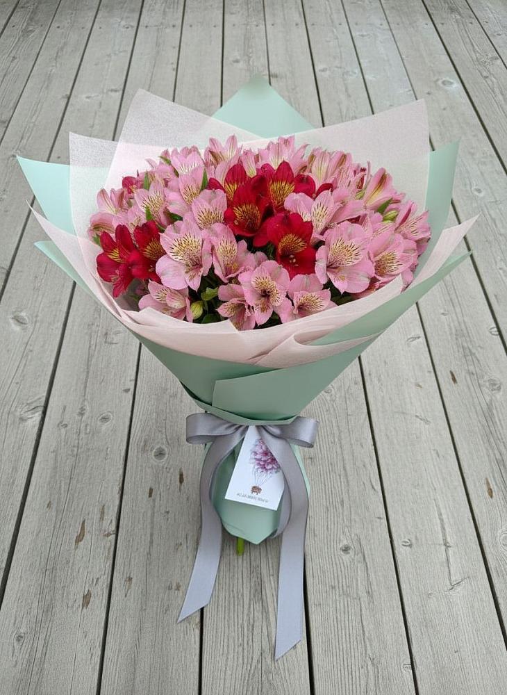 Букет цветов из: Альстромерии в Полотняный Завод