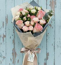 Букет цветов из:  Розы #REPLACE_PRED# Полотняный Завод
