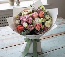 Букет цветов из:  Розы, Лизиантусы и Гвоздики в Полотняный Завод