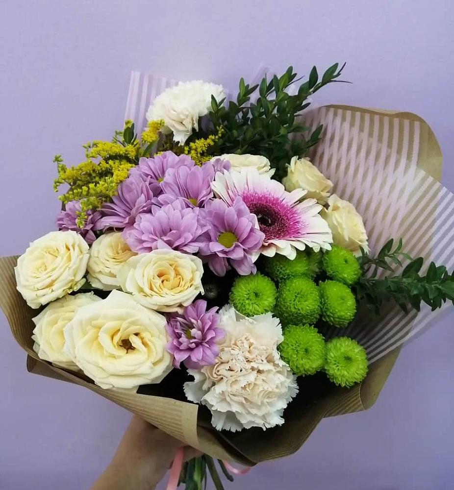 Букет цветов из: Хризантемы, Розы, Гвоздики и Герберы в Полотняный Завод