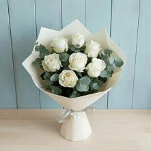 Букет Белые розы в Эвкалипте в Полотняный Завод