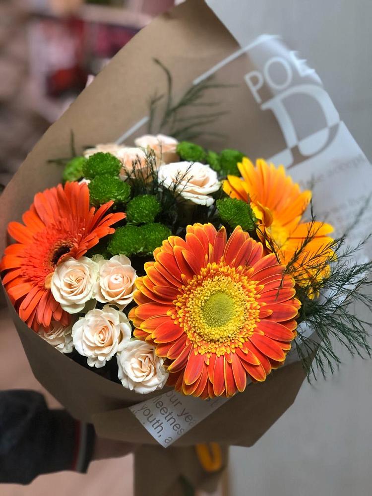 Букет цветов из: Герберы, Хризантемы и Розы в Полотняный Завод