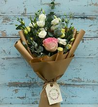 Букет цветов из:  Розы и Лизиантусы в Полотняный Завод
