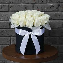 Цветочная композиция из Розы в шляпной коробке #REPLACE_PRED# Полотняный Завод