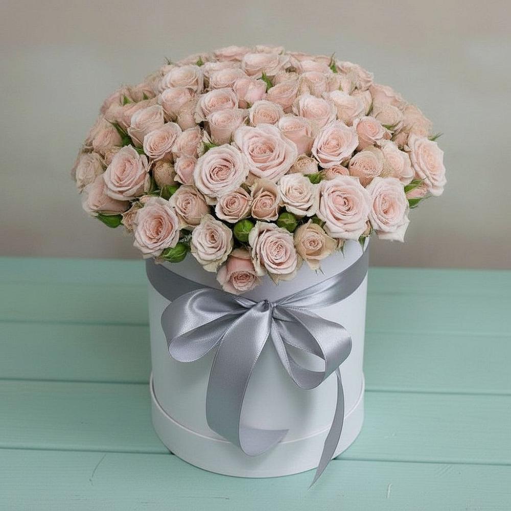 Цветочная композиция из Розы в шляпной коробке в Полотняный Завод