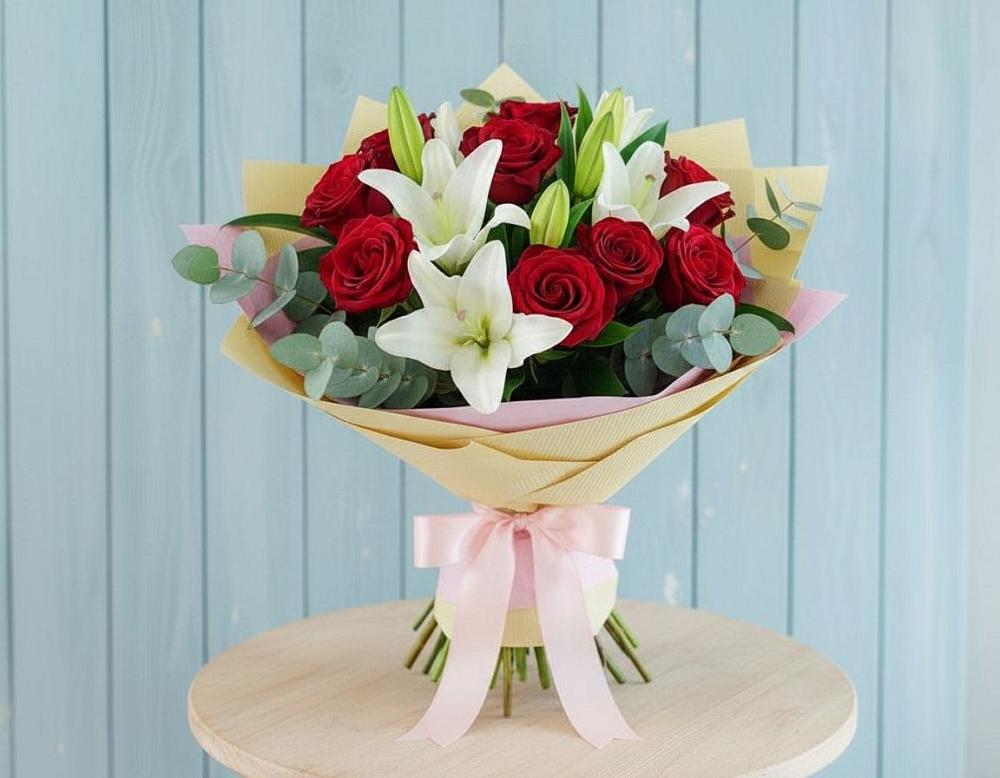 Букет цветов из: Лилии и Розы в Полотняный Завод